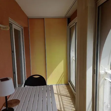 Διαμέρισμα Port Apt 2 Pieces 3 Lits Double 600m De La