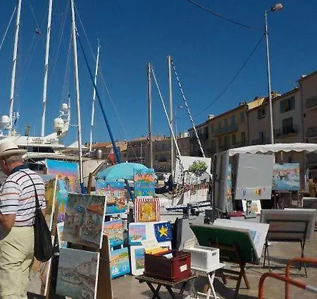 Port Apt 2 Pieces 3 Lits Double 600m De La Apartament *