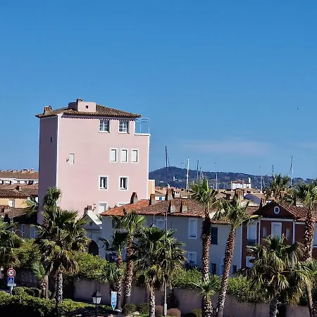Port Apt 2 Pieces 3 Lits Double 600m De La * Grimaud